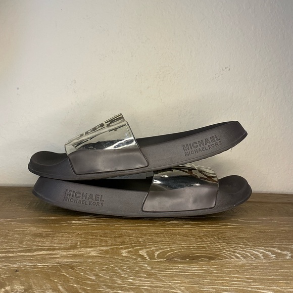 MICHAEL Michael Kors Gilmore Logo Print PVC Slide Sandal Womens  Size 9.5